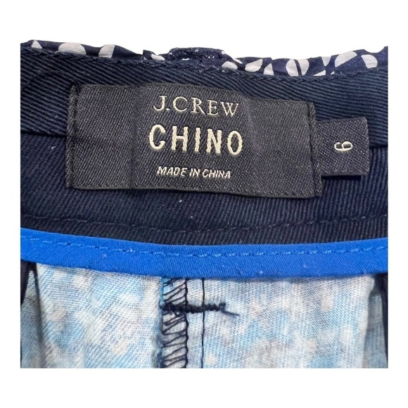 J. Crew Chino Ditsy Blue Flower Patch Contrast Border 3” Women’s Shorts Size 6 - Picture 3 of 13
